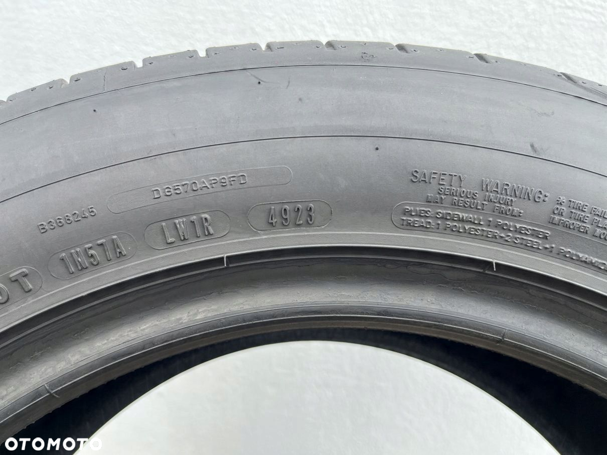 OPONY 235/55/17 103Y DUNLOP SPORT MAXX RT2 - 8