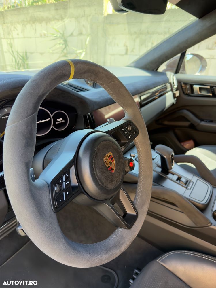 Porsche Cayenne Coupe - 7