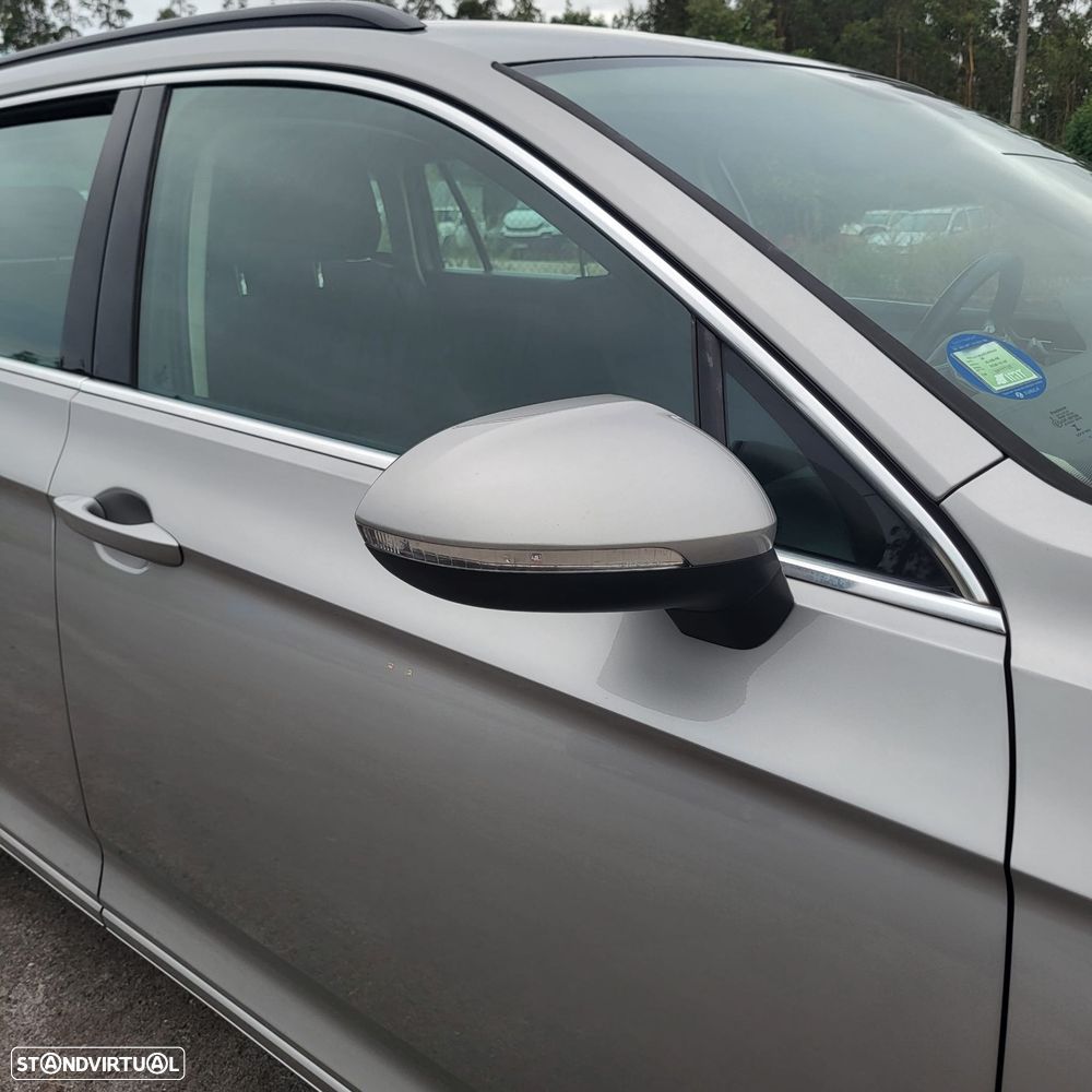 VW Passat Variant 1.6 TDI BlueMotion - 10