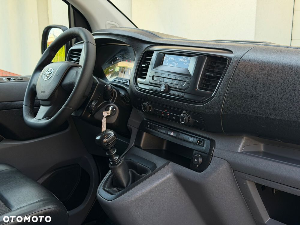 Toyota Proace - 23