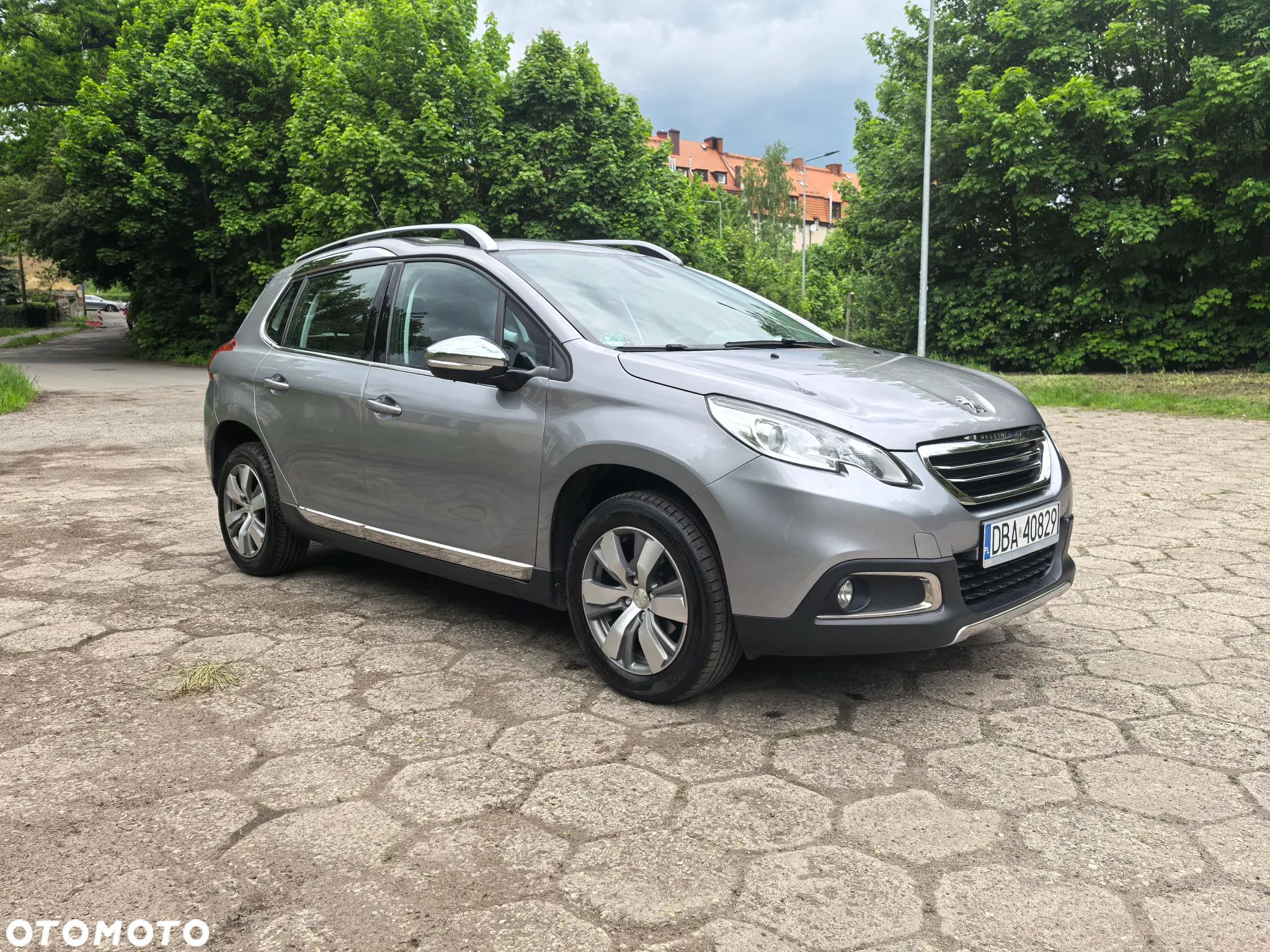Peugeot 2008 1.2 VTi Allure - 1