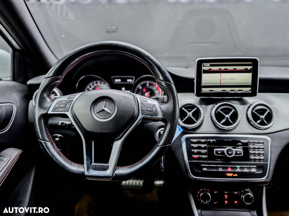Mercedes-Benz GLA 220 CDI 4MATIC 7G-DCT AMG Line - 17