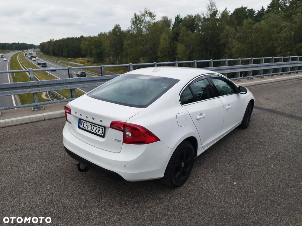 Volvo S60 D3 Summum - 34