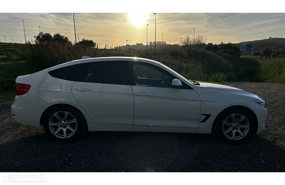 BMW 320 Gran Turismo d xDrive Auto Pack M - 7
