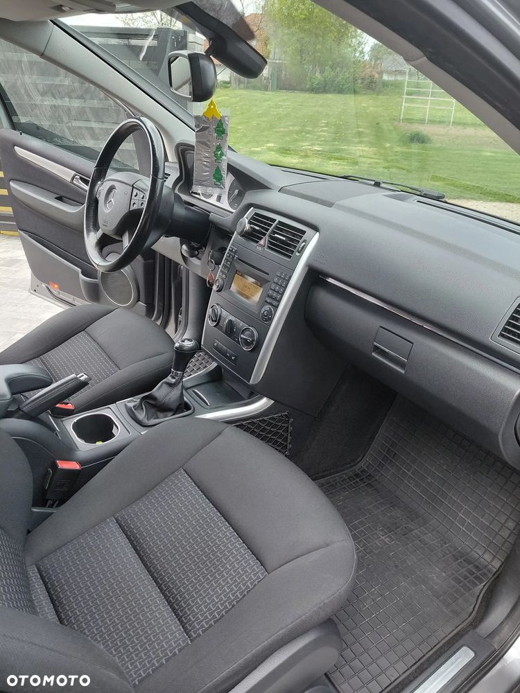 Mercedes-Benz Klasa B 170 BlueEFFICIENCY - 18