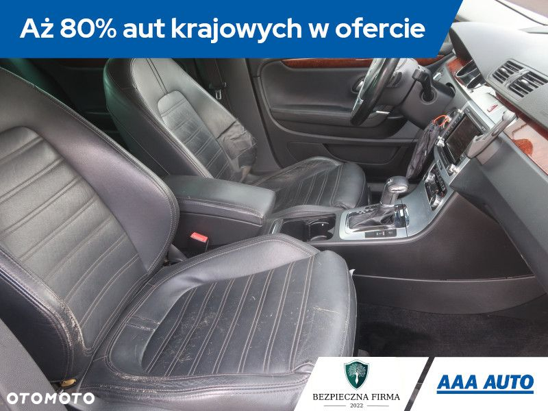 Volkswagen Passat CC - 10
