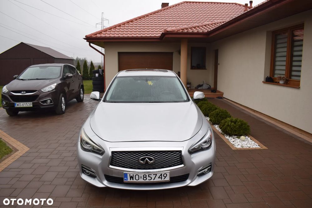 Infiniti Q50 2015