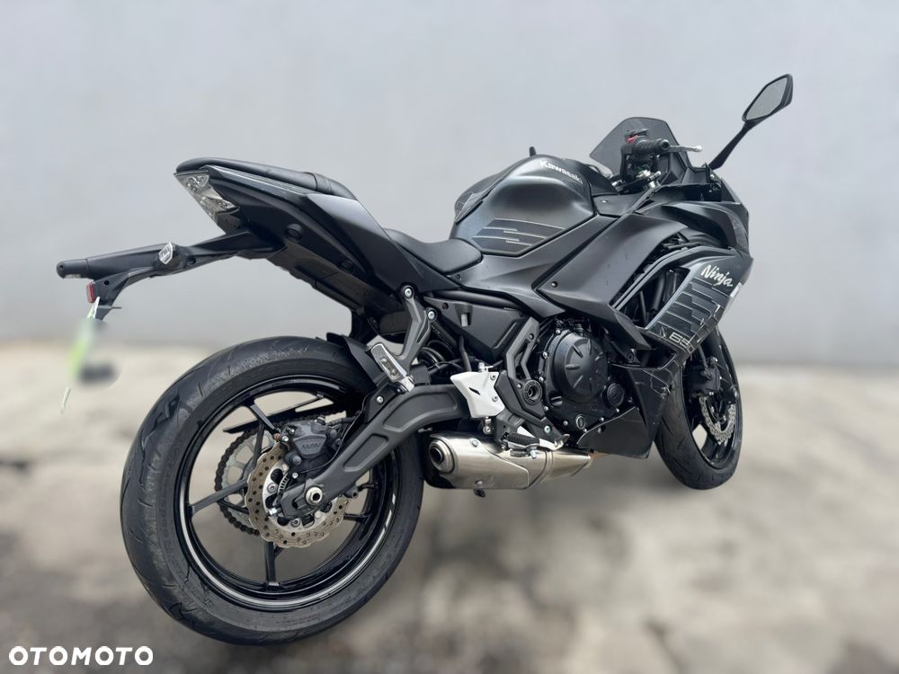 Kawasaki Ninja - 2