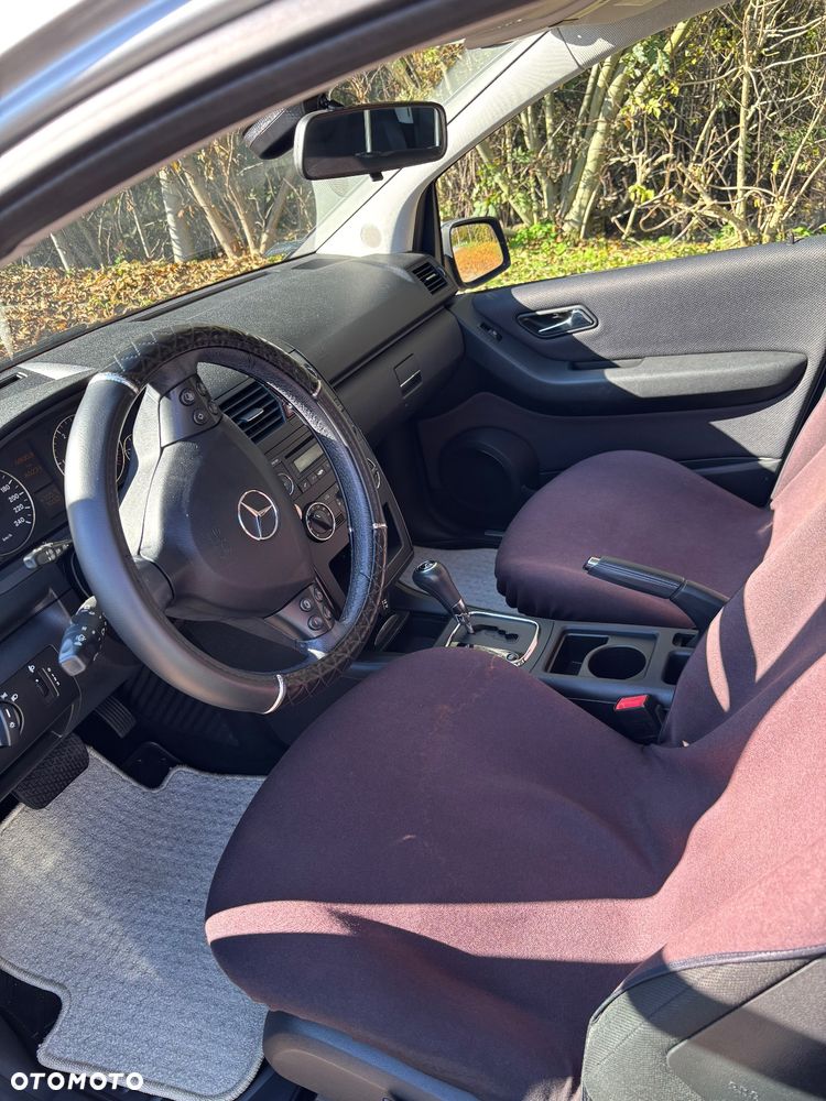 Mercedes-Benz Klasa A 160 CDI Autotronic Special Edition - 9