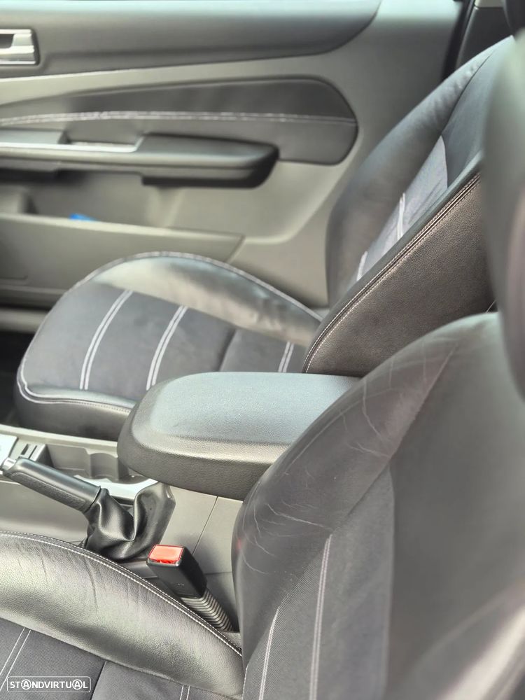 Ford Focus 1.6 TDCi Sport - 6