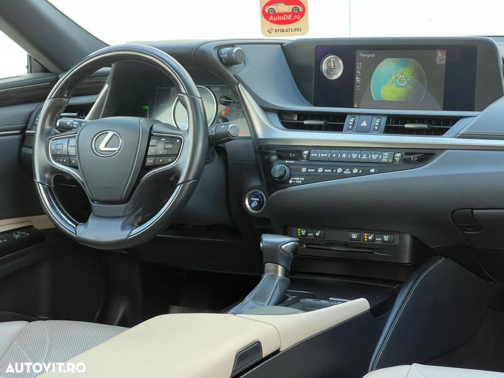Lexus Seria ES 300h Executive Line - 9