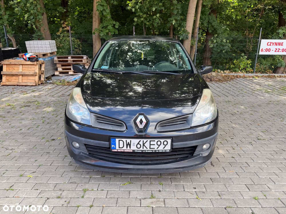 Renault Clio 1.2 16V 75 Expression - 5