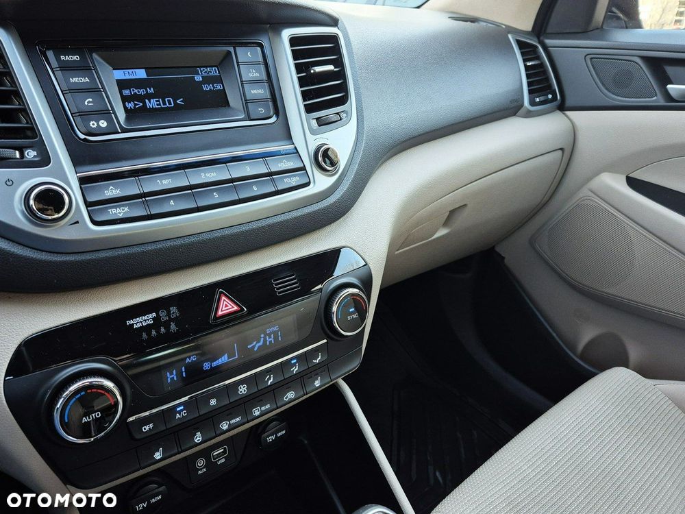 Hyundai Tucson 1.6 GDI BlueDrive Comfort 2WD - 28