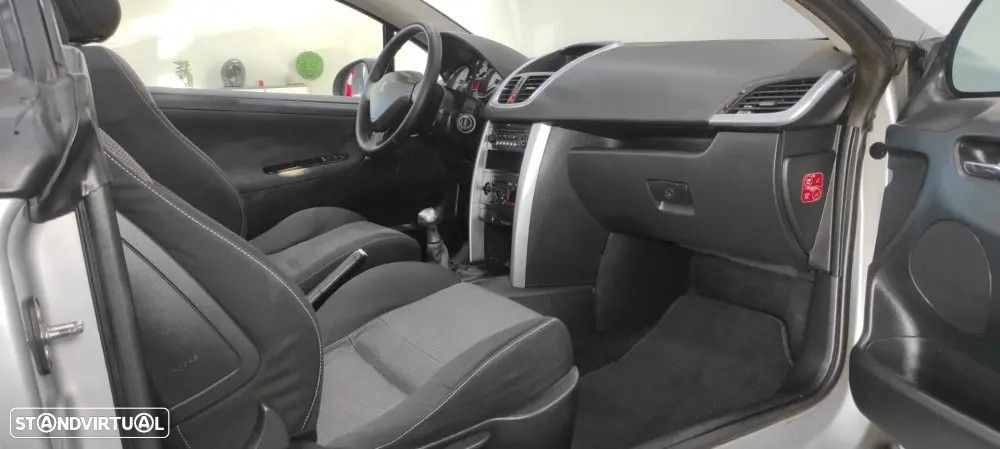 Peugeot 207 CC 1.6 16V - 8