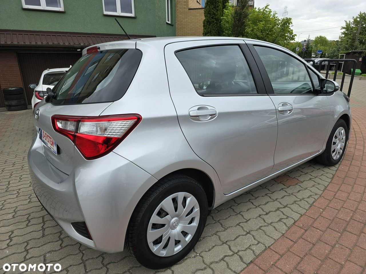 Toyota Yaris - 13