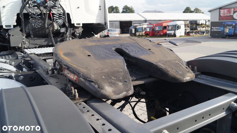 Renault Seria T - 12