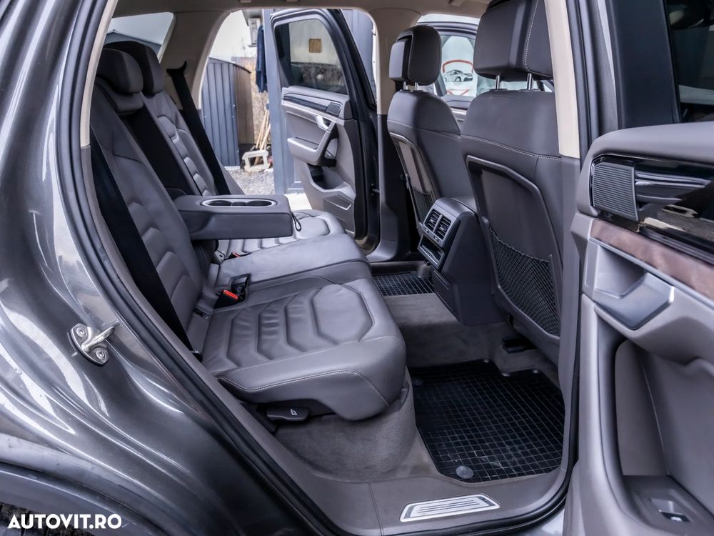 Volkswagen Touareg 3.0 V6 TDI 4Motion DPF Automatik Atmosphere - 6