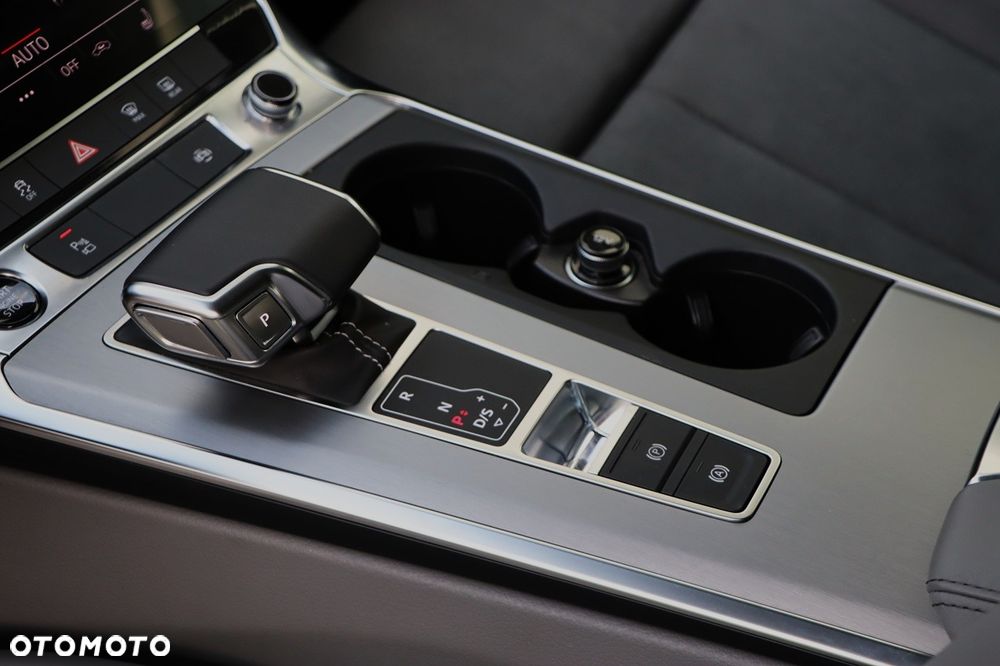 Audi A6 Avant - 30