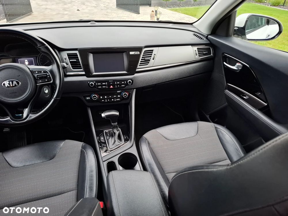 Kia Niro 1.6 GDI HEV 2WD OPF Vision - 26