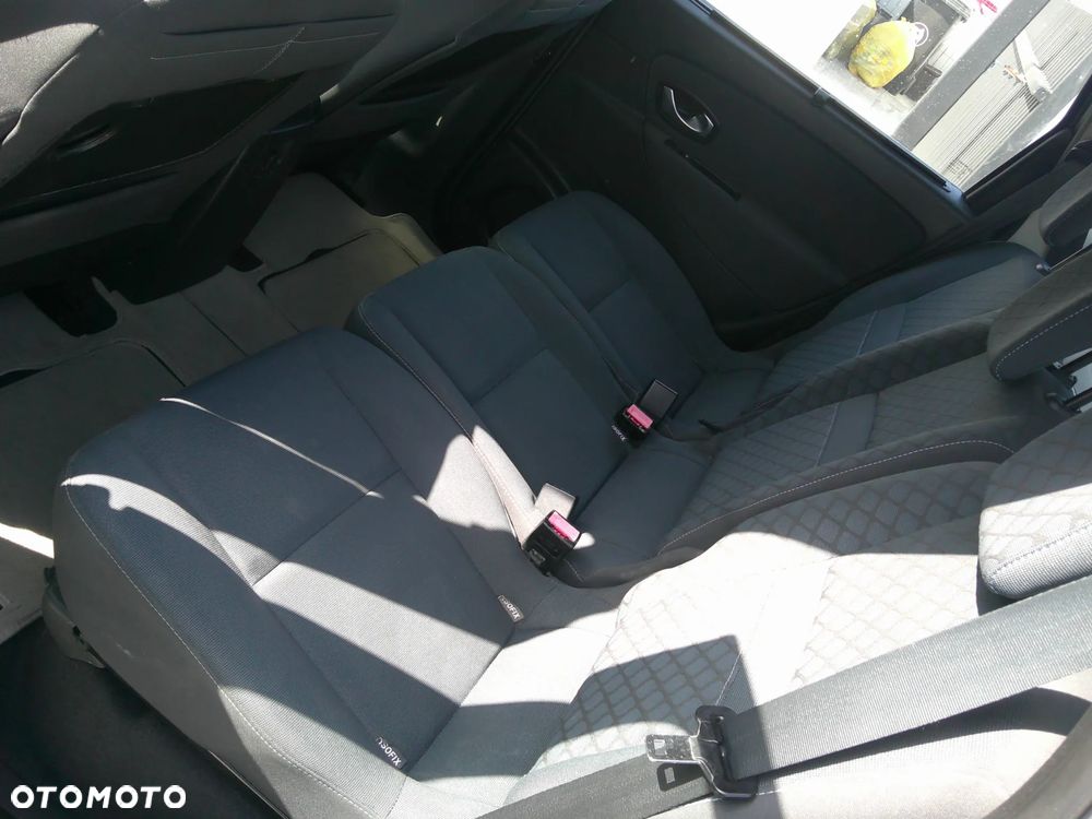 Renault Scenic 1.4 16V TCE Expression - 9