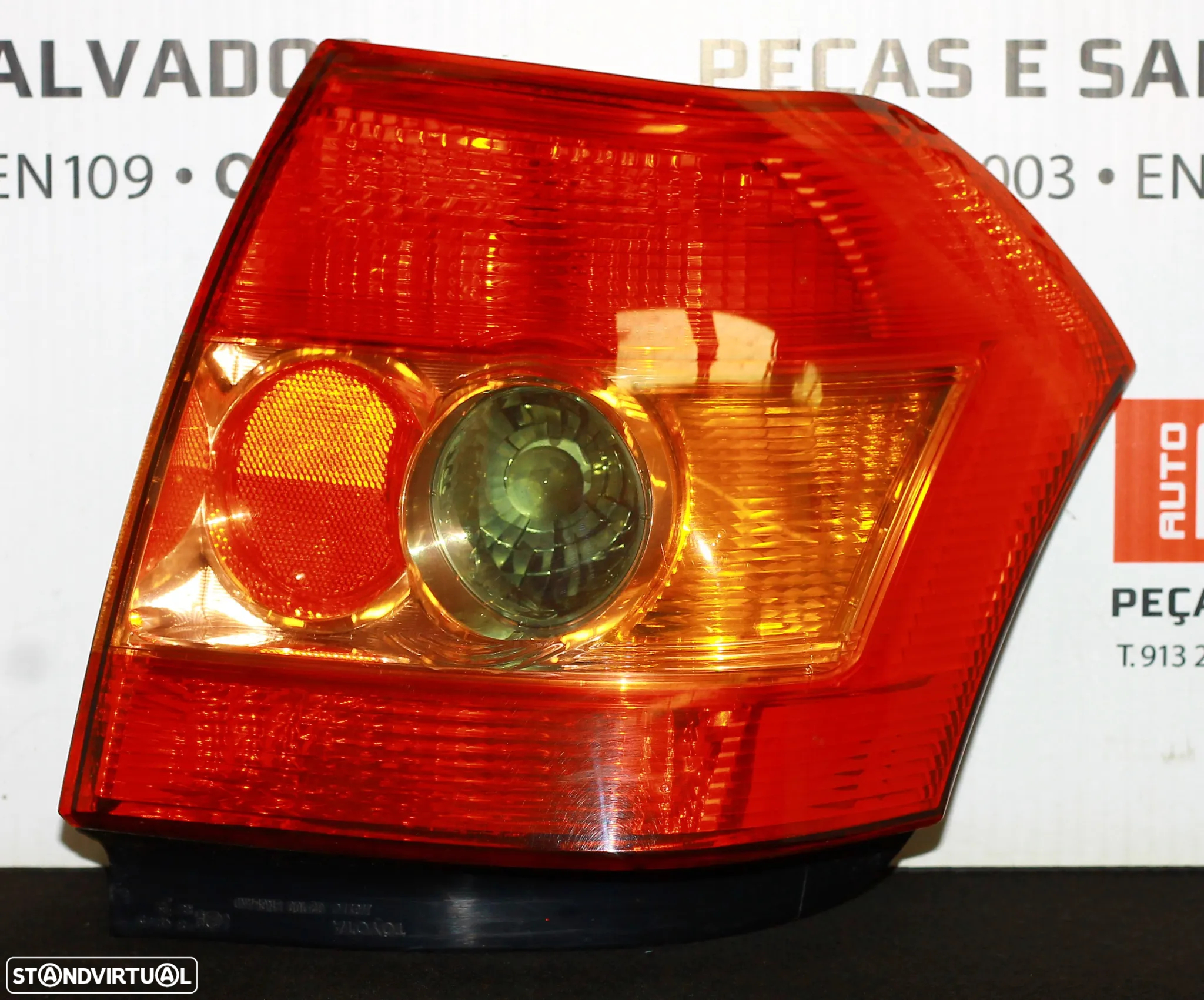 FAROLIM ESQUERDO TOYOTA COROLLA - 2