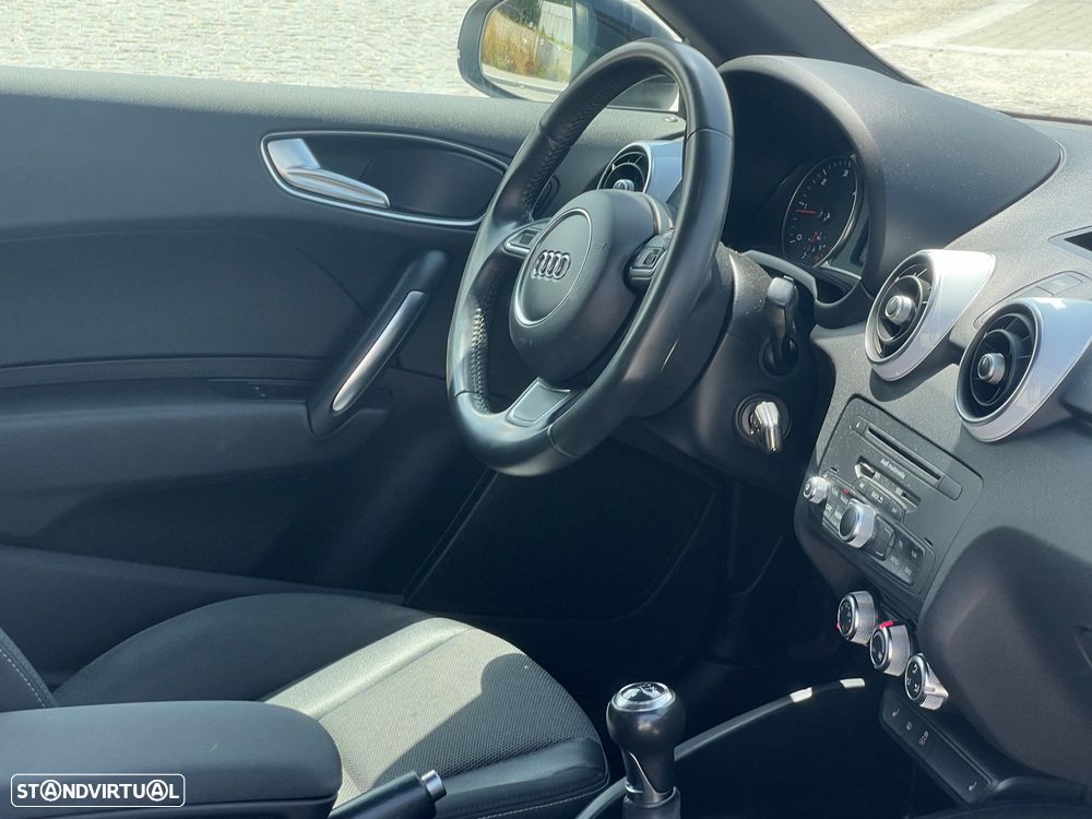 Audi A1 1.6 TDI S-line - 12
