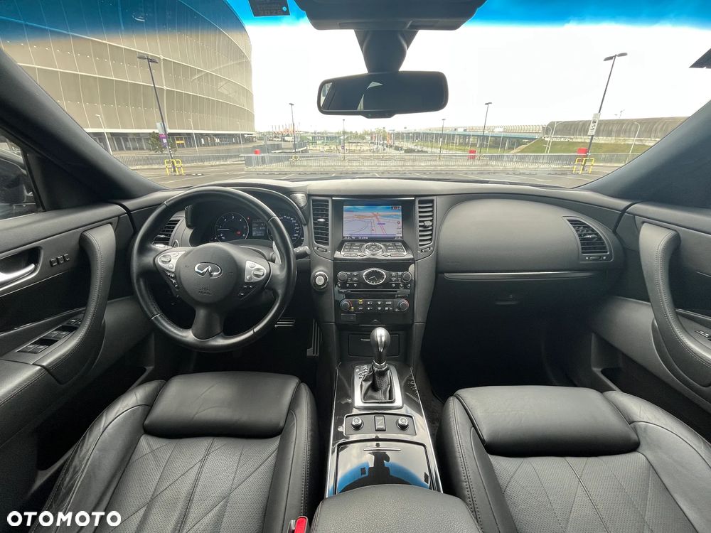Infiniti QX70 3.0d S - 12