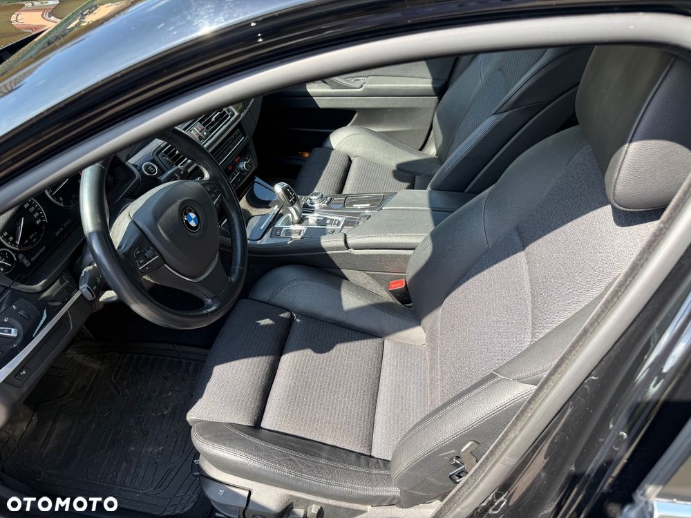 BMW Seria 5 520d - 16