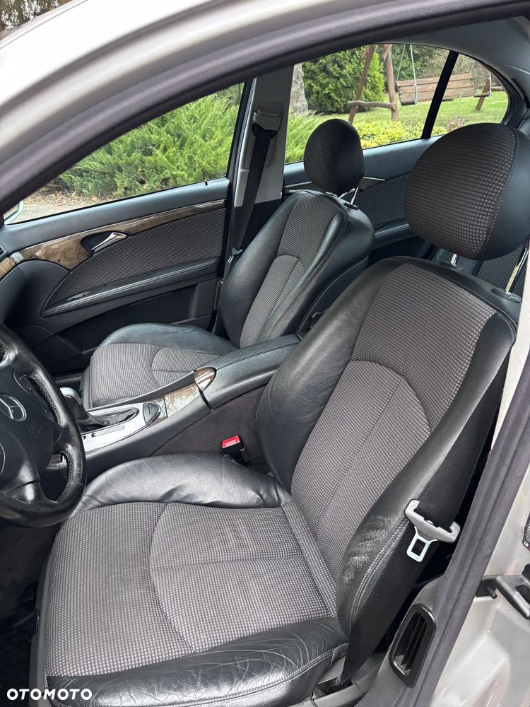 Mercedes-Benz Klasa E 220 T CDI Automatik Avantgarde - 15