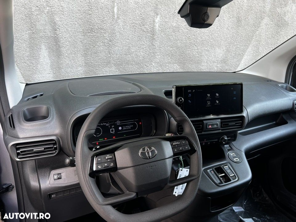 Toyota Proace City - 13