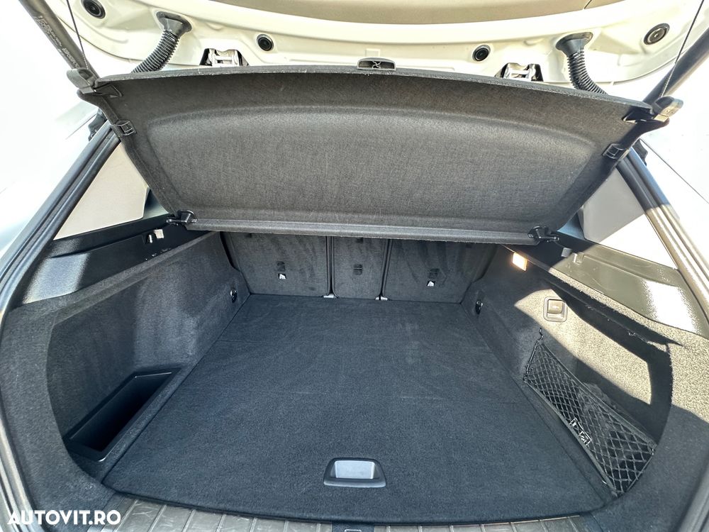 BMW X1 xDrive18d Aut. Sport Line - 11