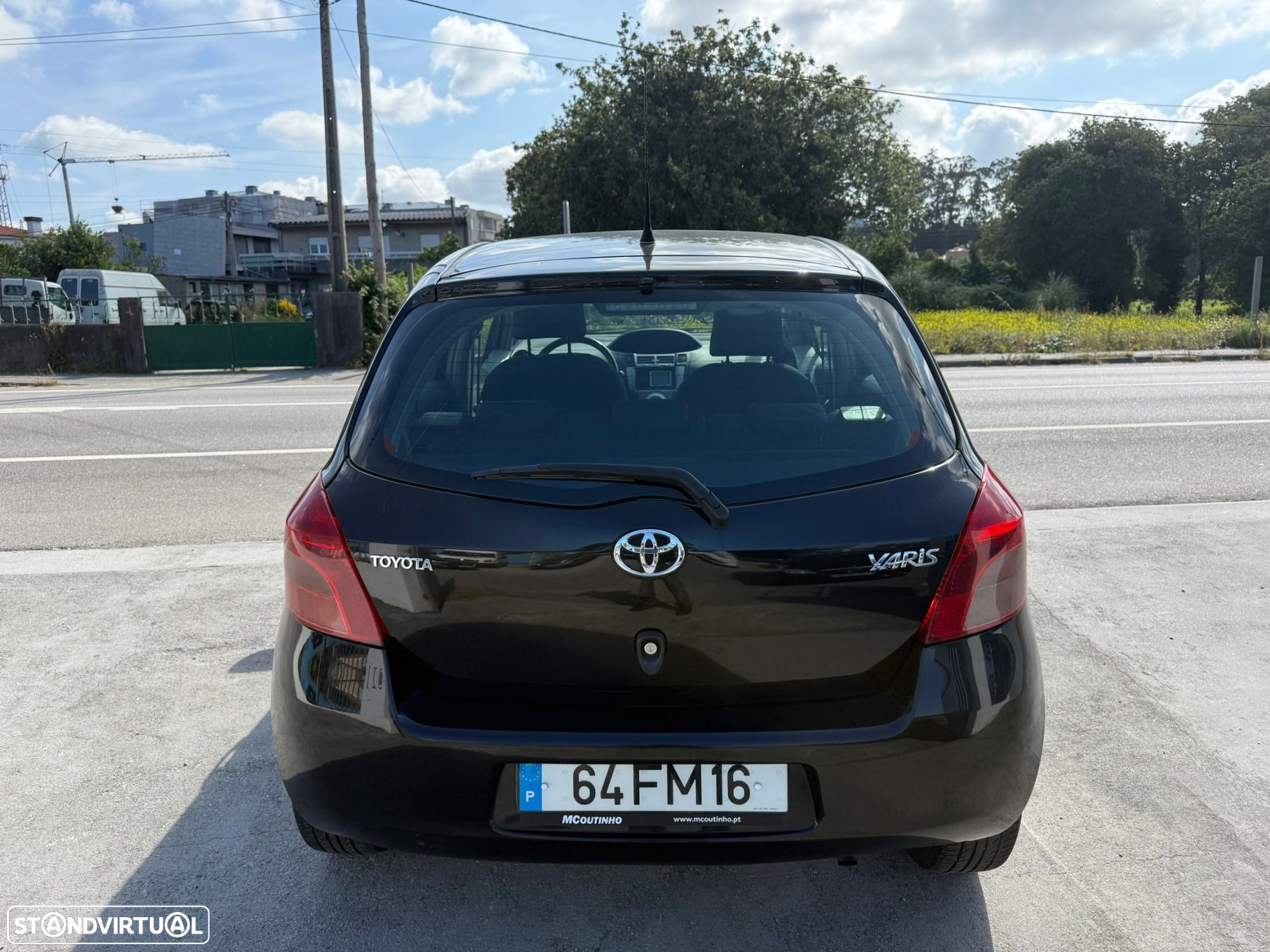 Toyota Yaris 1.0 VVT-i - 8