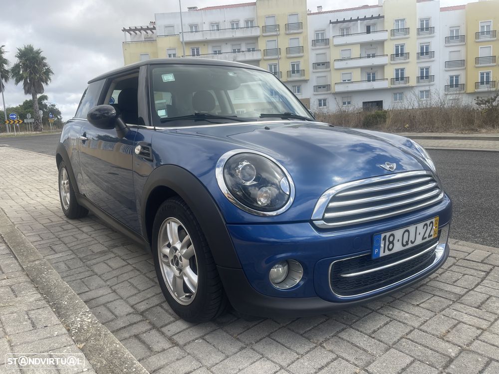 MINI 3 Portas Cooper D - 7