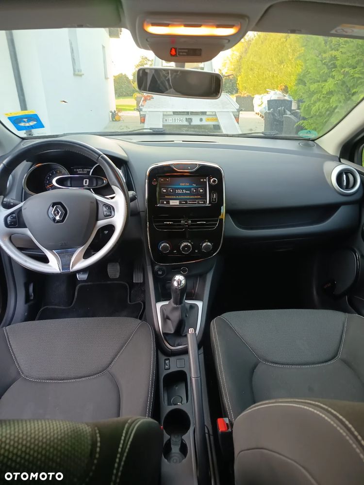 Renault Clio - 8