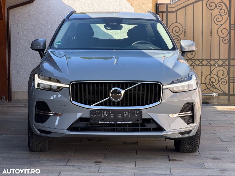 Volvo XC 60 B4 MHEV AT FWD Core - 16