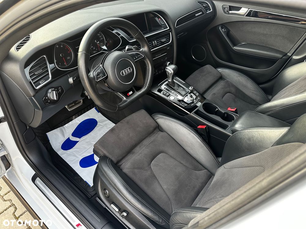 Audi A4 Limousine - 18