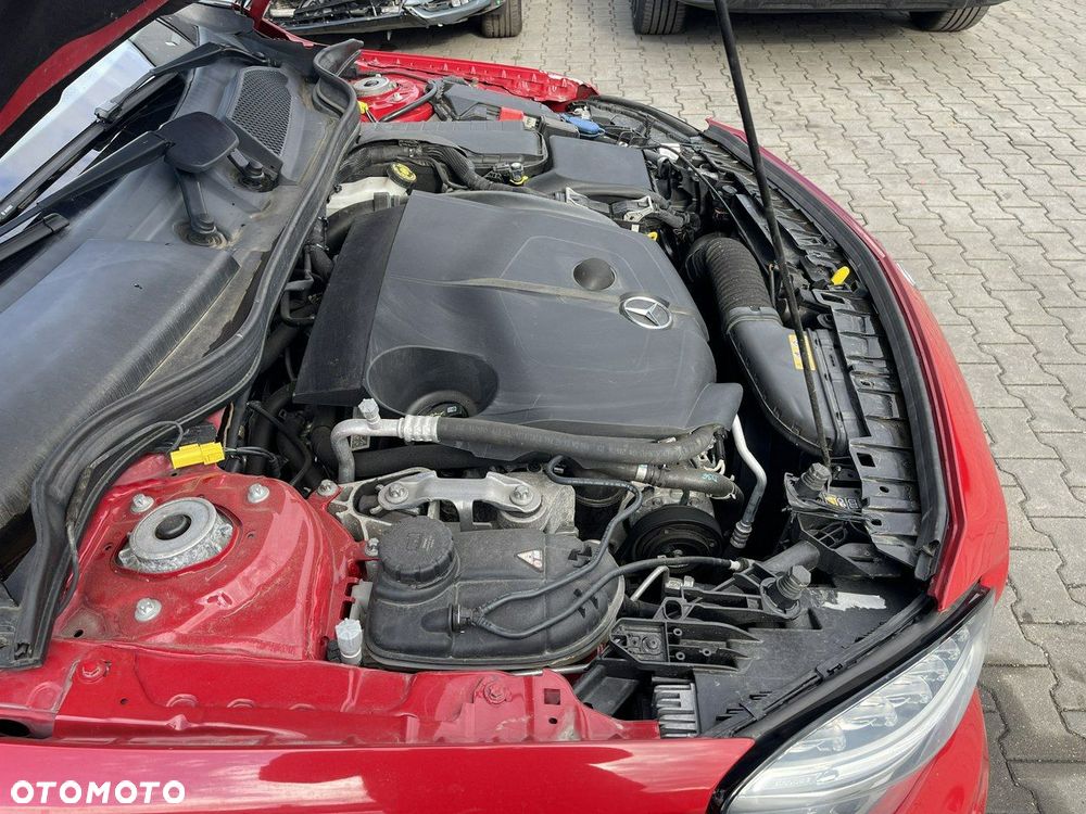 Mercedes-Benz GLA 200 d 4Matic 7G-DCT AMG Line - 14