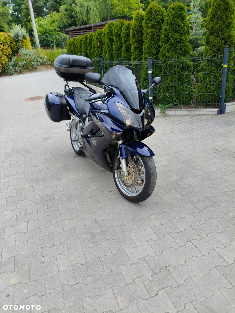 Honda VFR - 6