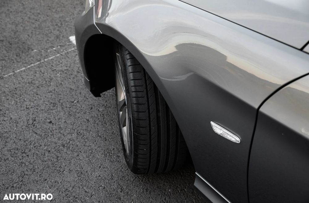 BMW Seria 3 - 36