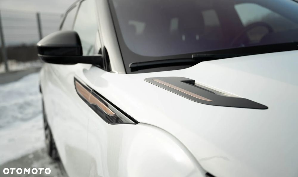 Land Rover Range Rover Evoque 2.0 P300 mHEV R-Dynamic SE - 23