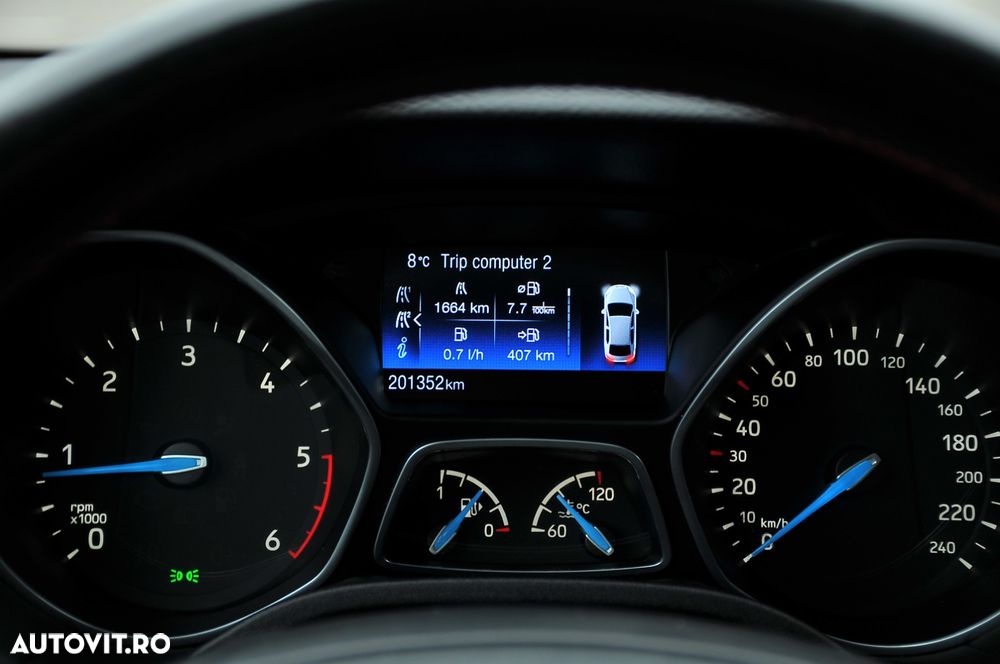 Ford Focus 2.0 TDCI ST-Line - 22