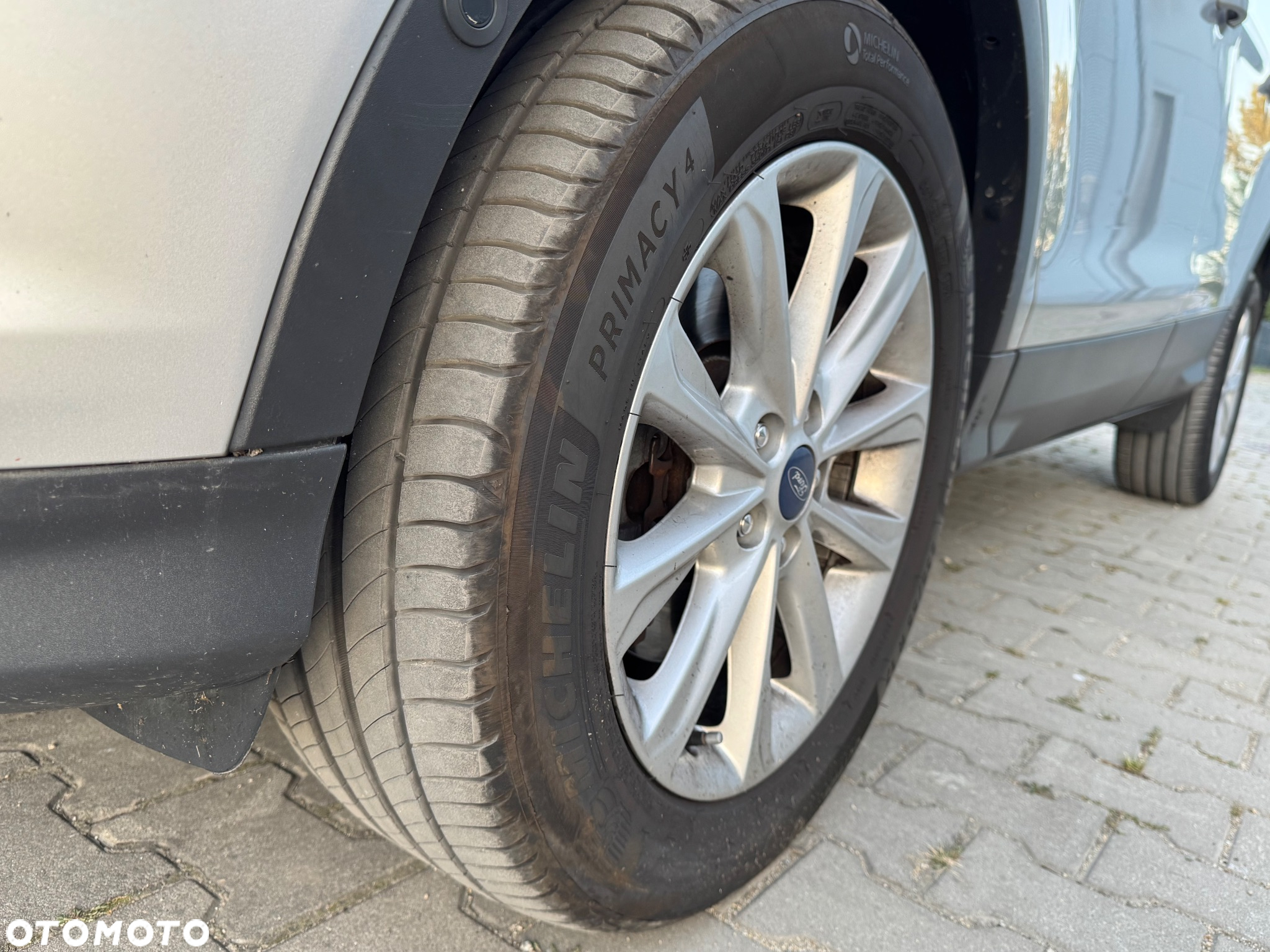 Ford Kuga 1.5 EcoBoost 4WD Titanium - 19