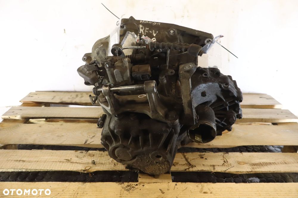 SKRZYNIA BIEGÓW 6 BIEGOWA HONDA FR-V 2.0 - 2