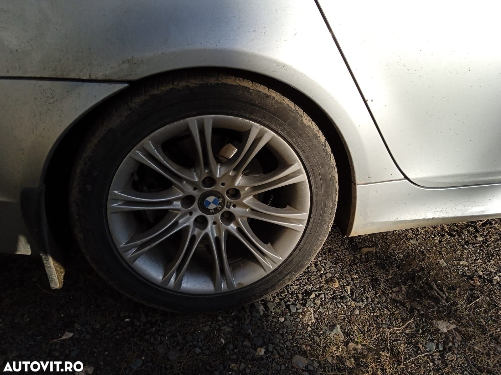 Dezmembrari  BMW 5 (E60, E61)  2003  > 2010 520 d Motorina - 3