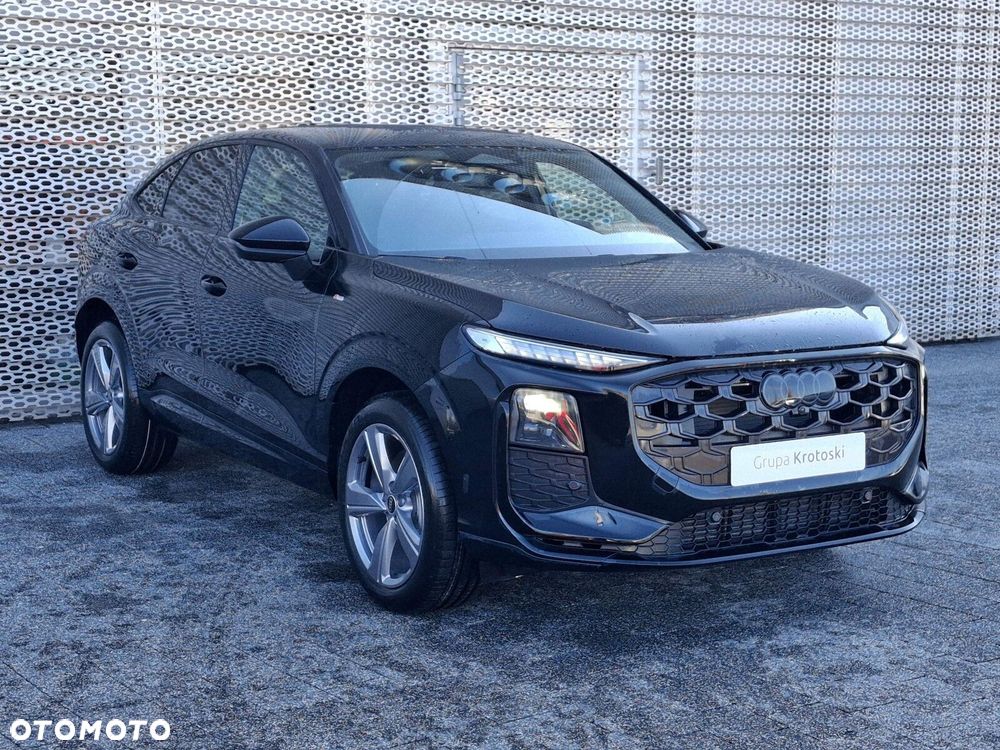 Audi Q3 Sportback - 5