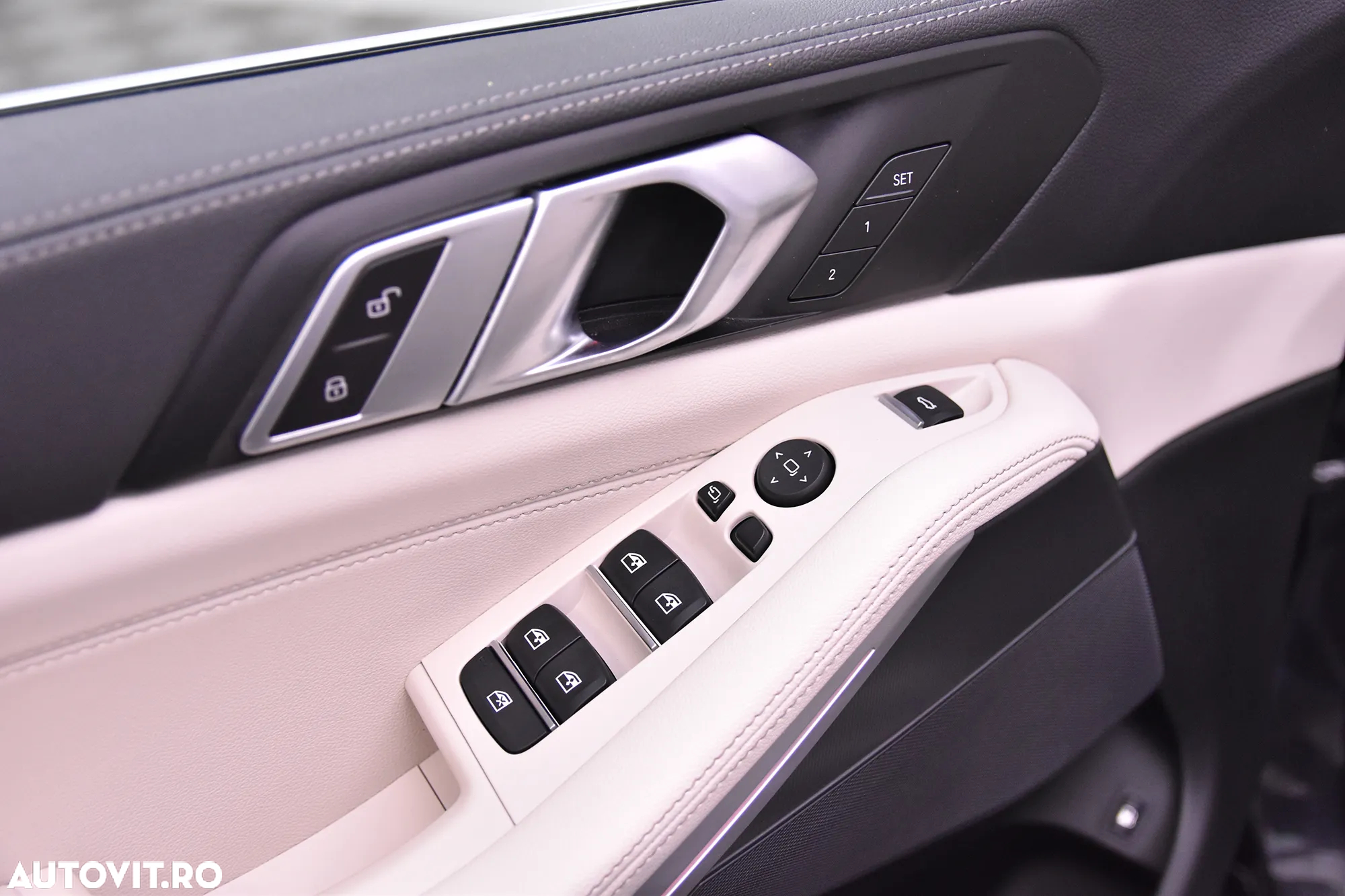 BMW X5 xDrive45e - 13
