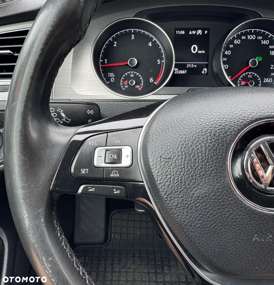 Volkswagen Golf - 16