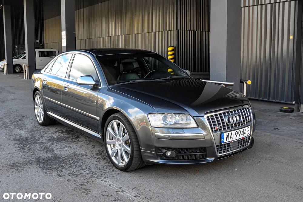 Audi S8 5.2 FSI Quattro - 6