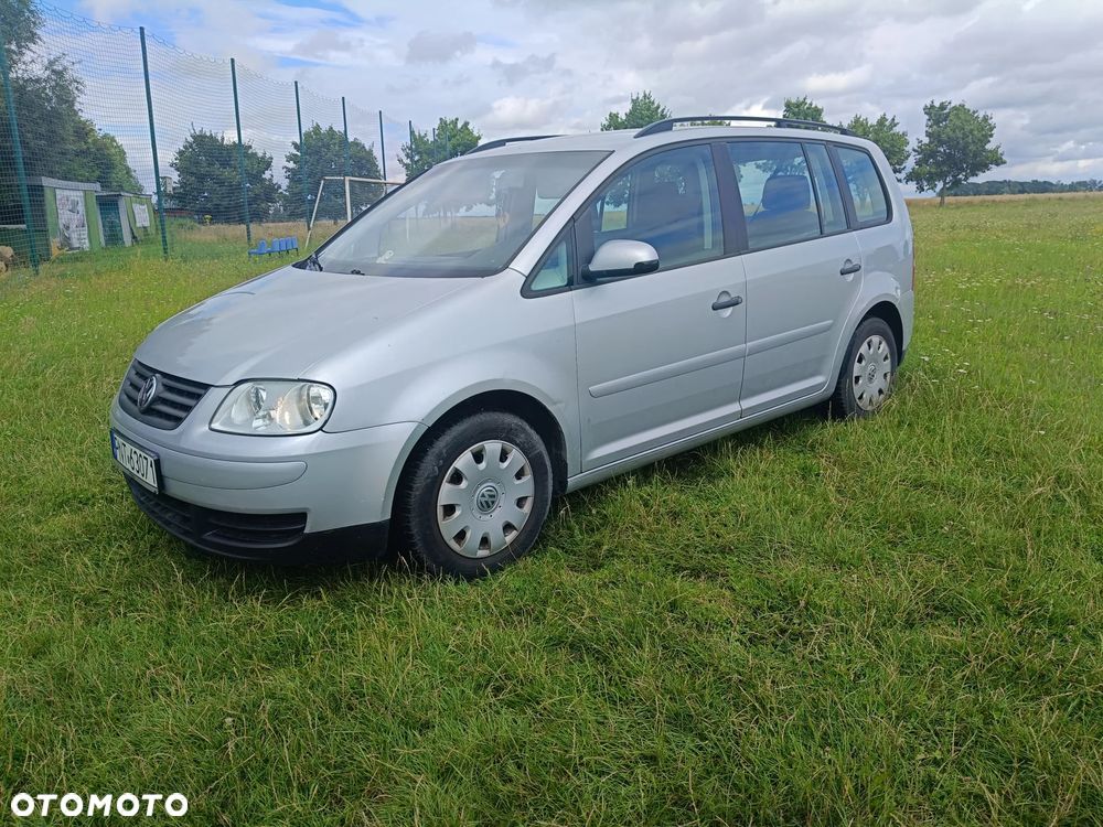 Volkswagen Touran 1.6 Conceptline - 1