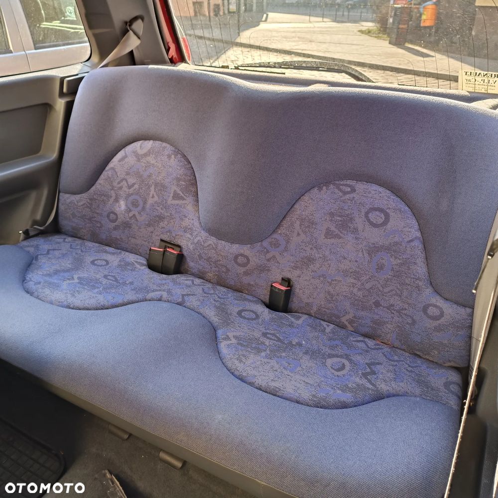 Renault Clio 1.2 RL - 17